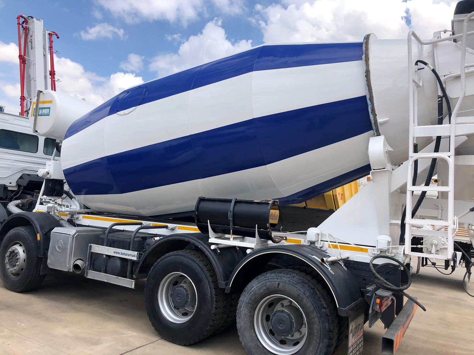 Used Mixer Truck 12 m³ IMER Mercedes AXOR 4140 YUDIN